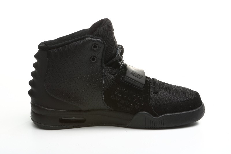 champs yeezy black